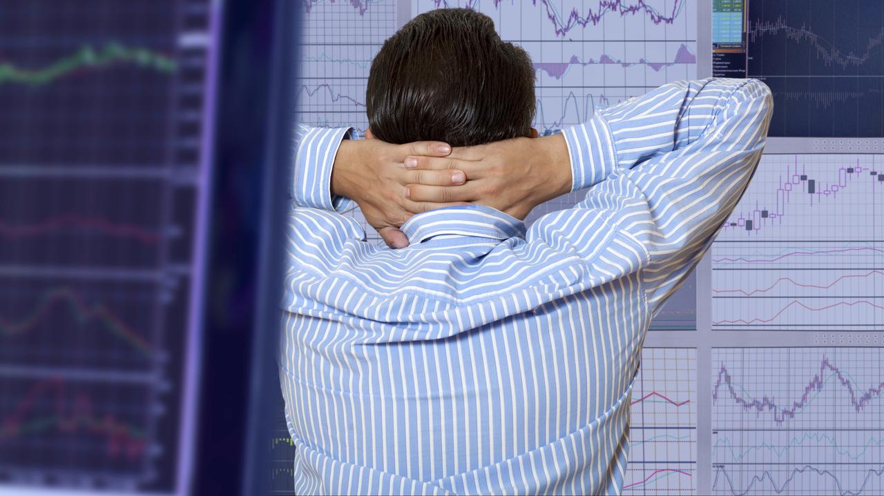 Globalna wyprzedaż akcji spółek technologicznych — spadki na Wall Street, w Europie i Azji