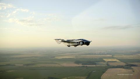 Latający samochód AirCar