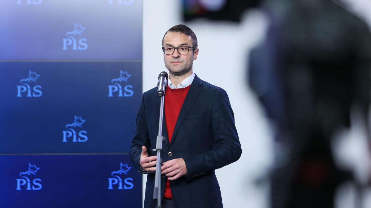 Tomasz Poręba leaves politics.  The PiS MEP published a statement