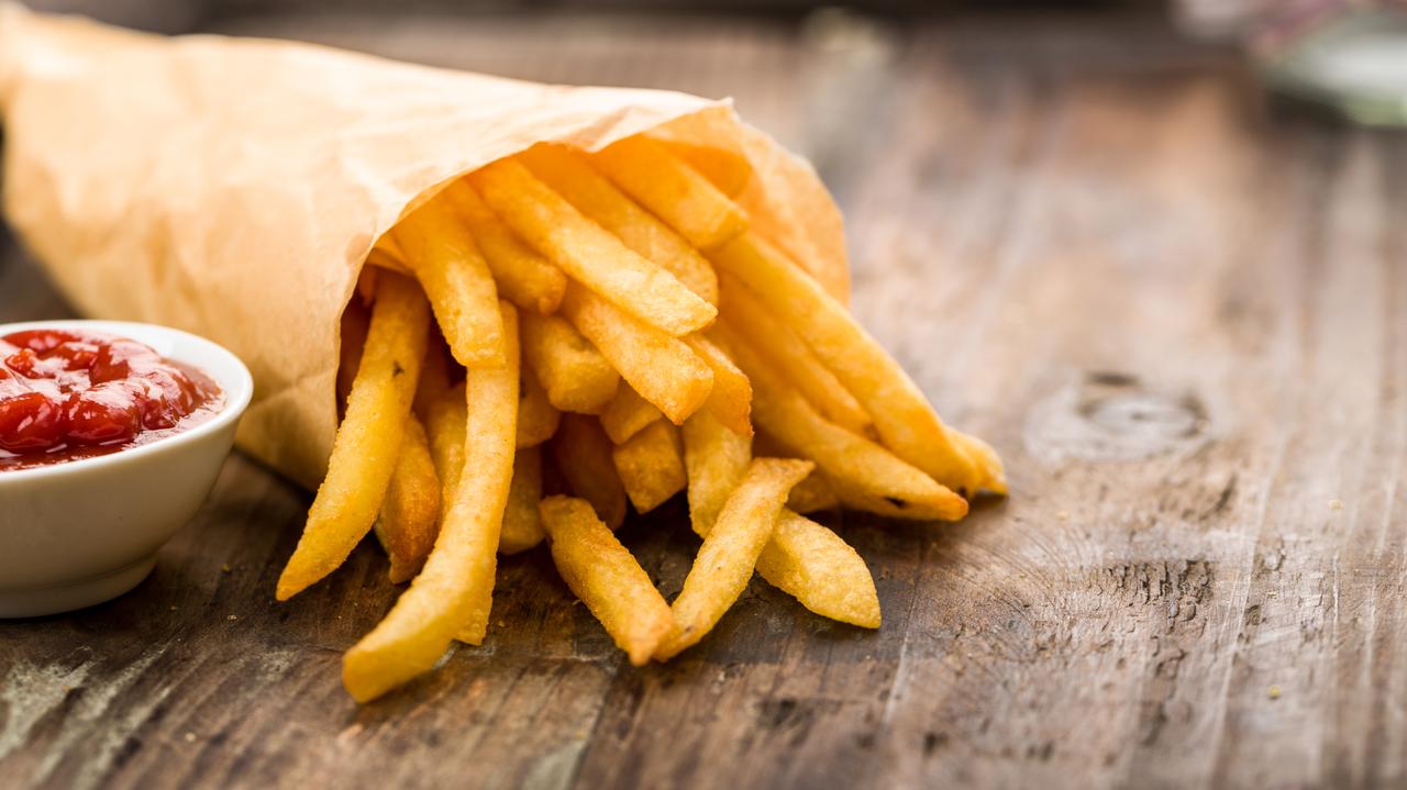 ¿Quieres evitar la extinción de especies?  comer papas fritas