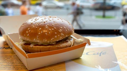 Otwarcie pierwszej restauracji McDonald's w Polsce