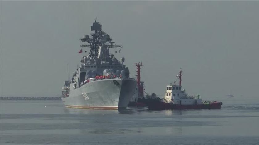 Rosyjski krążownik rakietowy Wariag