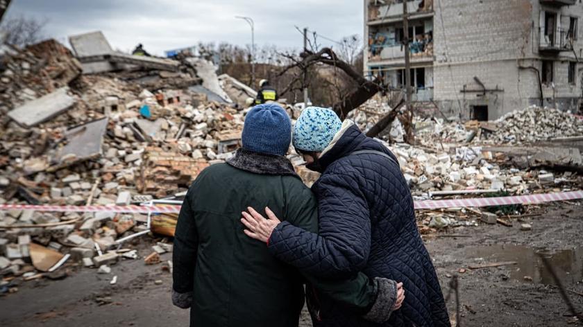 Bucza pod Kijowem. Spalone domy, ciała cywilów, masowy grób (nagranie archiwalne z 2.04.2022)