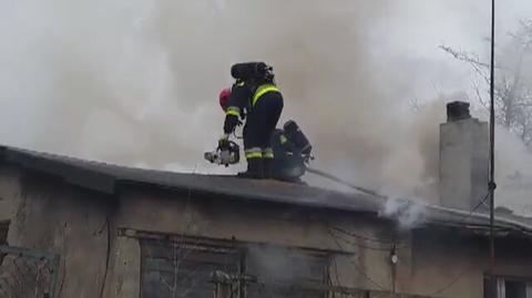 Strażacy walczą z pożarem w Gdańsku