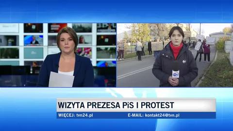 Manifestacja przed budynkiem, w którym przemawiał Jarosław Kaczyński