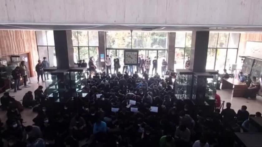 Protest na uniwersytecie w Teheranie