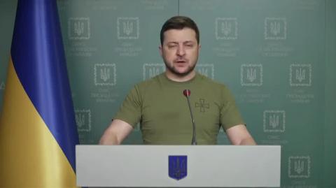 Zełenski: Ukrainki, Ukraińcy, wszystko jest w naszych rękach. Daliśmy radę i natchnęliśmy świat naszym zdecydowaniem