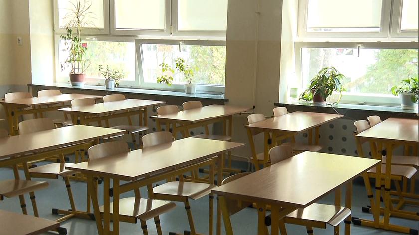 Wiceminister edukacji i nauki Marzena Machałek o przygotowaniach szkół do stacjonarnej nauki od września