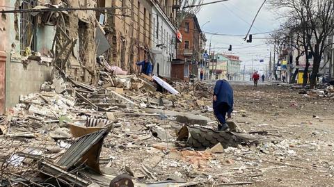 Mariupol. Doniesienia o zrzuceniu przez Rosjan "trującej substancji"
