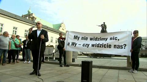 Protest osób niewidomych i słabowidzących w Warszawie