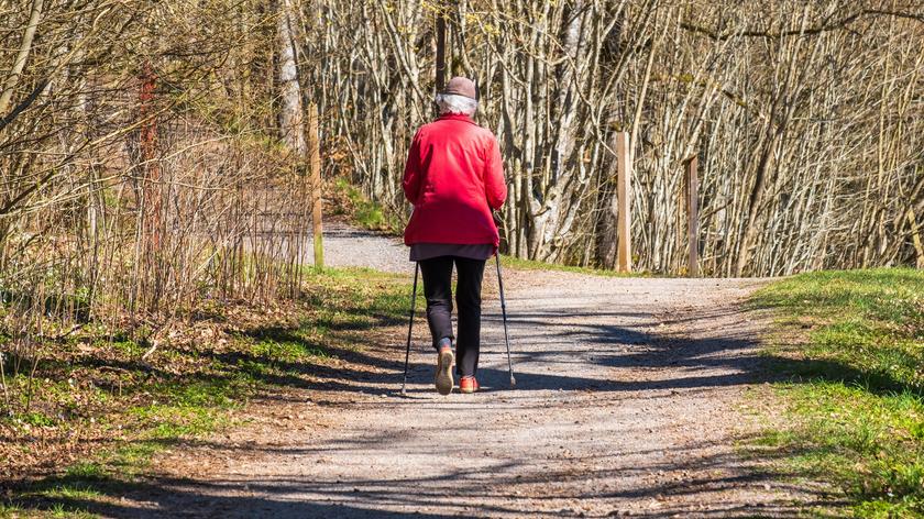 Tusk o podniesieniu wieku emerytalnego: tę decyzję podejmowałbym inaczej 