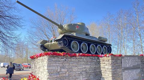 Zdemontowany pomnik T-34 w Mukaczewie (materiał z 11.04.2022)