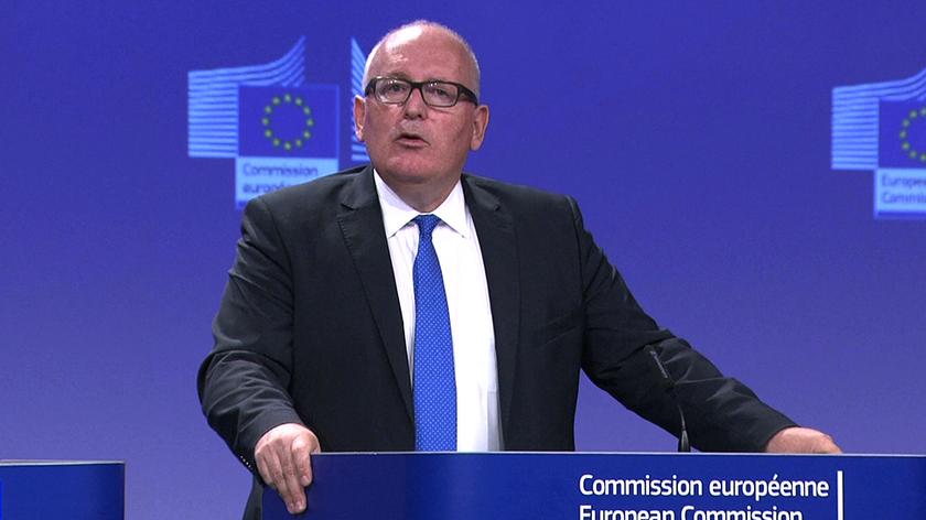Frans Timmermans zapowiedział, że Komisja Europejska przygotuje wobec Polski procedurę o naruszenie prawa unijnego
