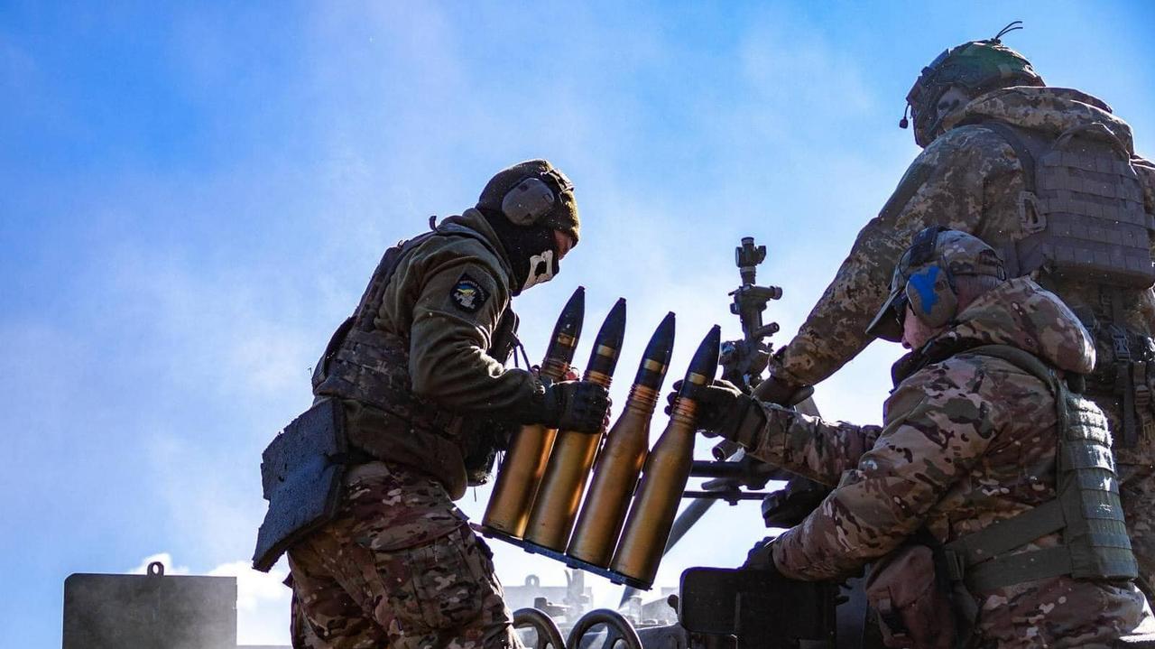 O săptămână în Ucraina.  Sute de rachete din Crimeea așteaptă un val de atacuri înainte de iarnă și capete de pod „Speranța” de pe Nipru