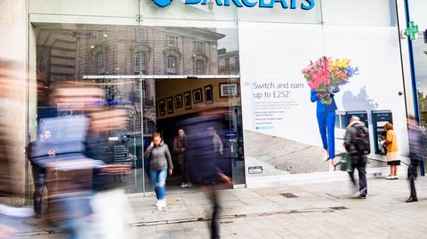 Bank przez pomyłkę uznał ją za zmarłą. 91-latce odcięto prąd i telefon, przestała wpływać emerytura