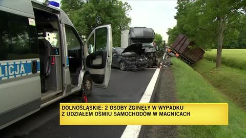 Starszy kapitan Tomasz Szwajnos o wypadku w Magnicach z udziałem ośmiu samochodów