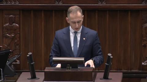 Tomczyk: Wszystkie sejfy w dawnej siedzibie komisji Macierewicza zostały otwarte. Trwają prace nad raportem