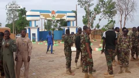 Niger. Protesty przy francuskiej bazie wojskowej - sierpień 2023 r. Archiwum Reuters