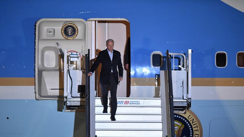 Joe Biden wylądował na warszawskim Okęciu