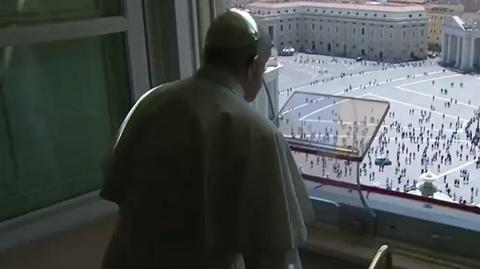 Papież odsuwa polskiego hierarchę