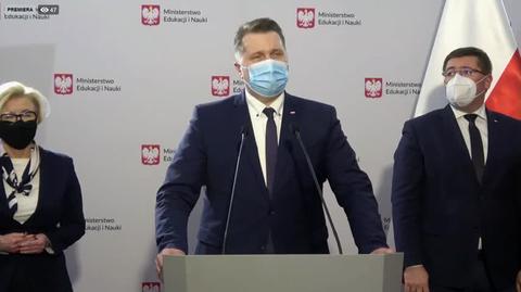 Minister Czarnek o dwóch systemach rejestracji szczepień dla nauczycieli