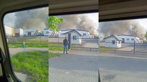 Pożar hali z meblami w Toruniu