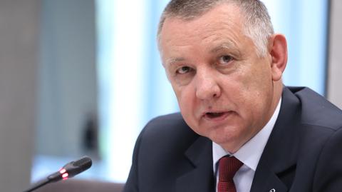 Poland's chief auditor demands his deputy be removed from office