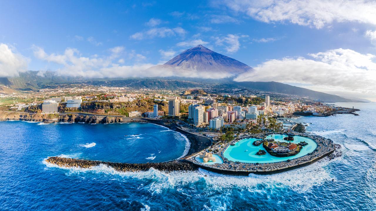 Setki wstrząsów pod wulkanem w turystycznym raju