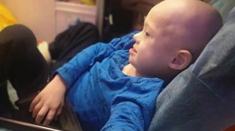 Chory na raka chłopiec z Ukrainy jest już bezpieczny. Pomogli ludzie z Polski