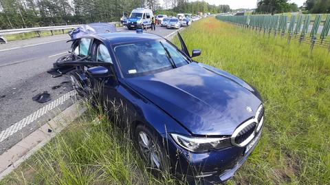 Czerwona Karczma. Auto dostawcze uderzyło w nieoznakowany radiowóz