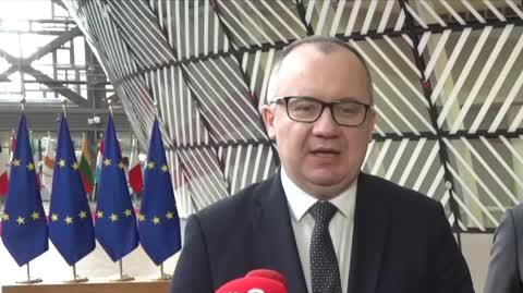 momis kawalek na glowna 