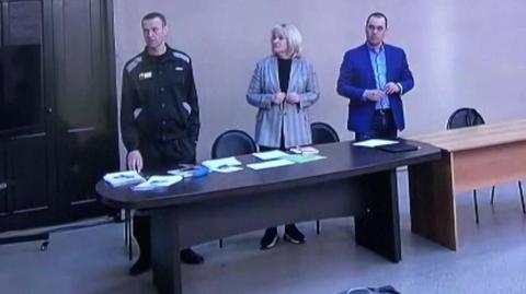 Nawalny skazany na dziewięć lat więzienia (wideo archiwalne)