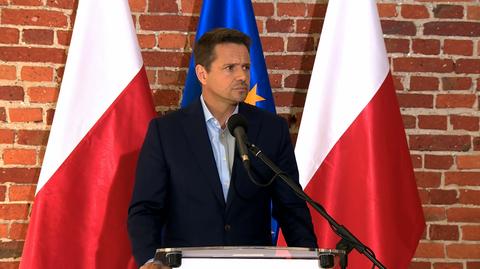 Trzaskowski o wydarzeniach w Starych Budach: Ta osoba była niesłuchanie wzbudzona. Wzbudzona kłamstwami telewizji publicznej