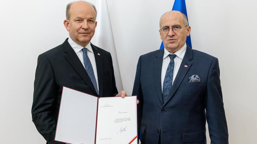 Wojewoda mazowiecki Konstanty Radziwiłł mówił o kontroli ośrodka dla uchodźców