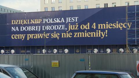 Nowy baner na siedzibie Narodowego Banku Polskiego