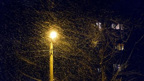Popada deszcz ze śniegiem