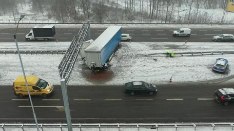 Ciężarówka zablokowała częściowo ruch na A4 w Chorzowie