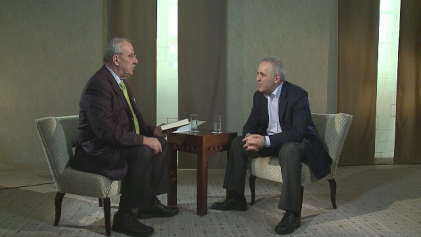 Garri Kasparow udzielił wywiadu dziennikarzowi TVN24 BIS Jackowi Pałasińskiemu (cały wywiad)