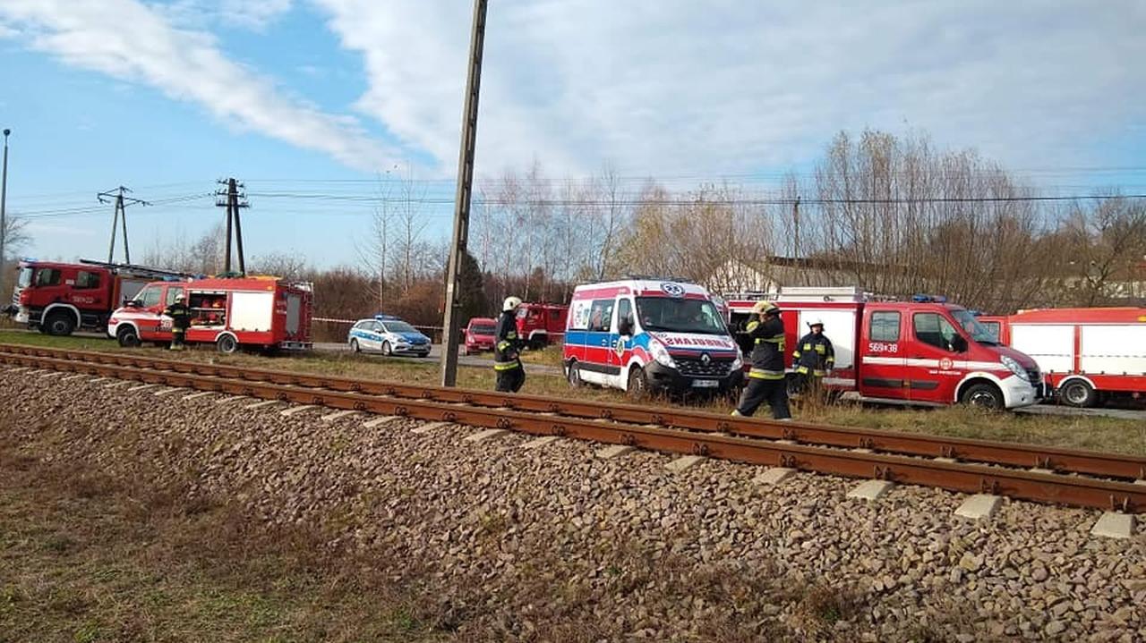 Dwie osoby zginęły na przejeździe kolejowym w Wiśniowej