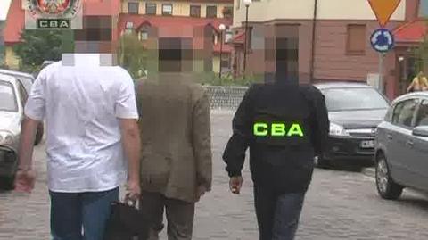 CBA zatrzymuje podejrzanych o korupcję w "Dialogu"