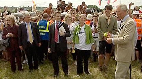 Książę Karol na festiwalu w Glastonbury