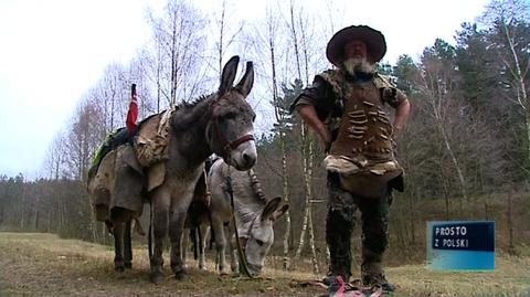 Podróżują od 28 lat, w Polsce zabili im osła (TVN24)