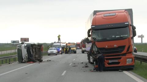 Zderzenie ciężarówki, busa i lawety na S8. Są ranni