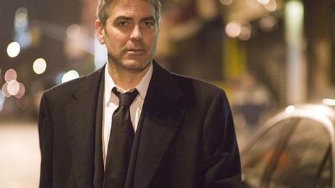Boski Clooney na rozdrożu