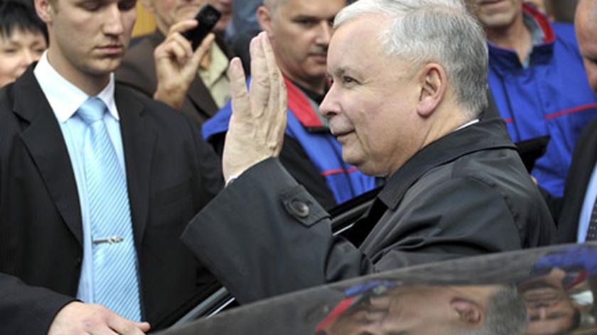 Kaczyński proponuje Tuskowi debaty