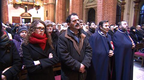 Mieszkańcy Gniezna modlili się podczas niedzielnej mszy św. w intencji zmarłego kardynała Józefa Glempa 