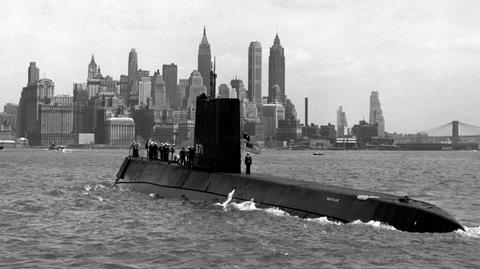 Powrót USS Nautilus do Nowego Jorku po rejsie na biegun