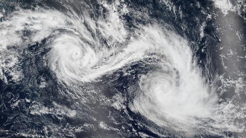 29.01 | Para cyklonów na Oceanie Indyjskim