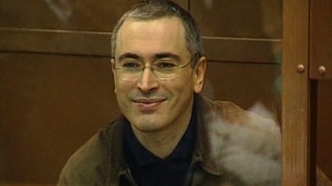 Chodorkowski przyjeżdża do moskiewskiego sądu