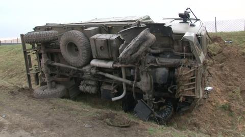 Wypadek wojskowej ciężarówki na A4